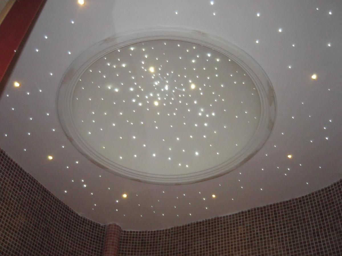 4 Epoxes Hotel Spa กาโต ลูตรากี ภายนอก รูปภาพ